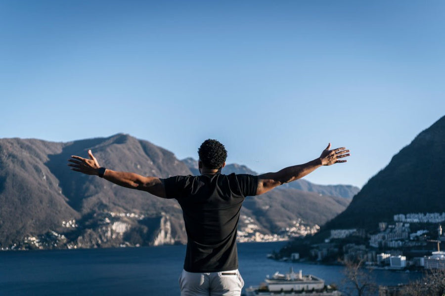 Best Fitting T-Shirts for Athletic Build