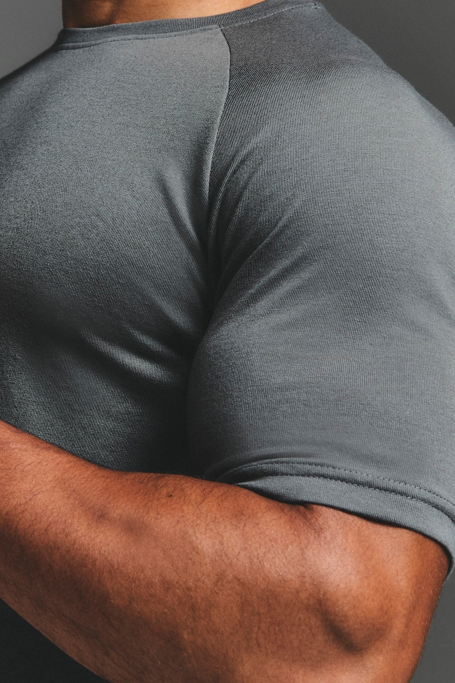 Essential Training Top in Charcoal - TAILORED ATHLETE - USA