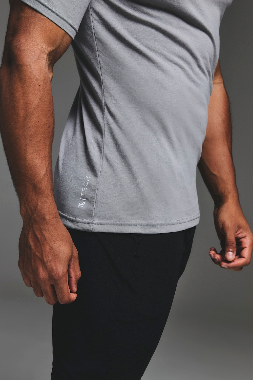 Essential Training Top in Mid Grey - TAILORED ATHLETE - USA