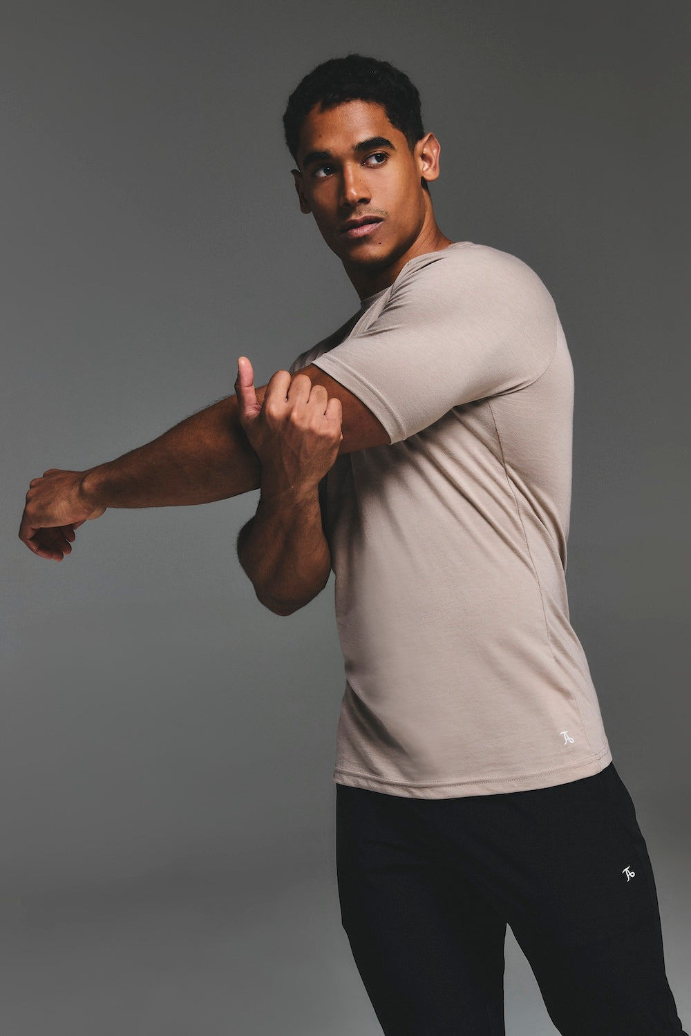 Essential Training Top in Sand - TAILORED ATHLETE - USA
