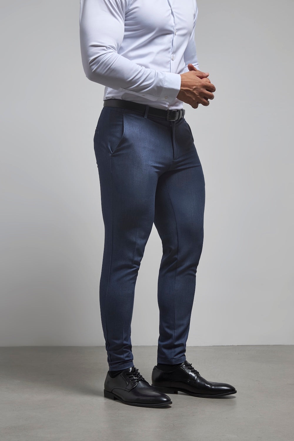 Athletic Fit Essential Pants in Chambray - TAILORED ATHLETE - USA