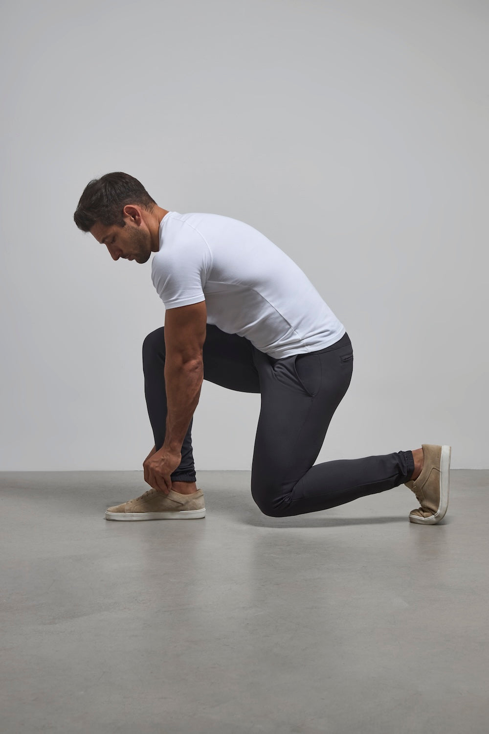 Everyday Tech Pants in Graphite - TAILORED ATHLETE - USA