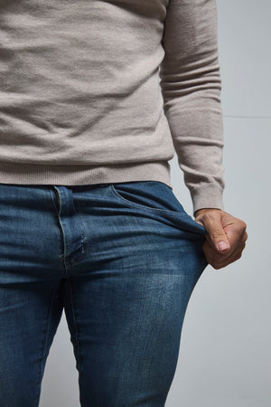 Athletic Fit Jeans in Mid Blue - TAILORED ATHLETE - USA