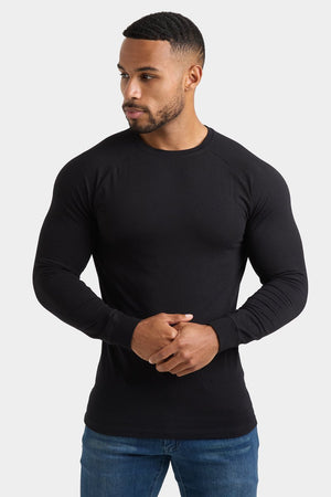 Athletic Fit Long Sleeve T-Shirt in Black - TAILORED ATHLETE - USA