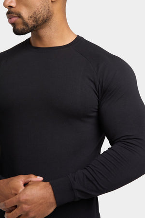 Athletic Fit Long Sleeve T-Shirt in Black - TAILORED ATHLETE - USA