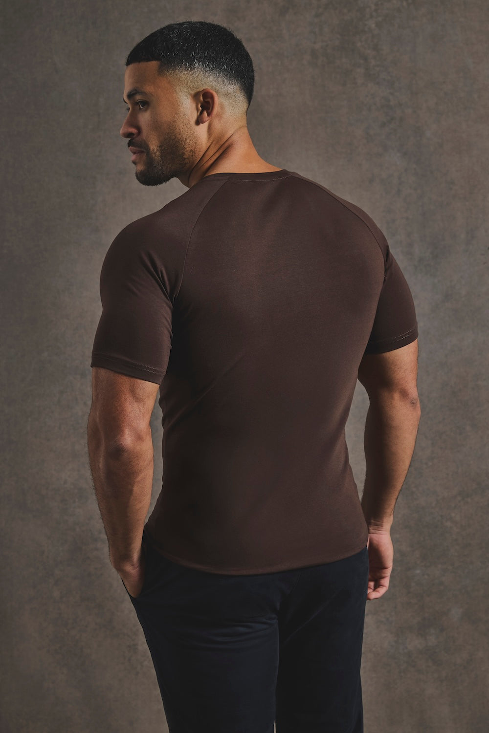 Athletic Fit T-Shirt in Chocolate - TAILORED ATHLETE - USA