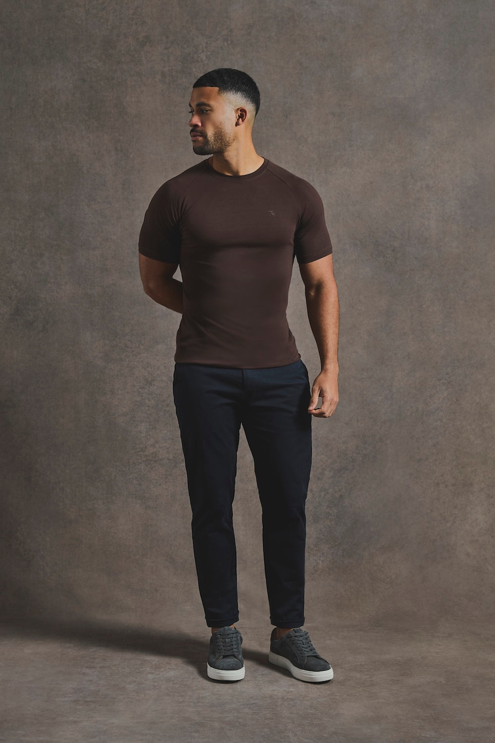Athletic Fit T-Shirt in Chocolate - TAILORED ATHLETE - USA
