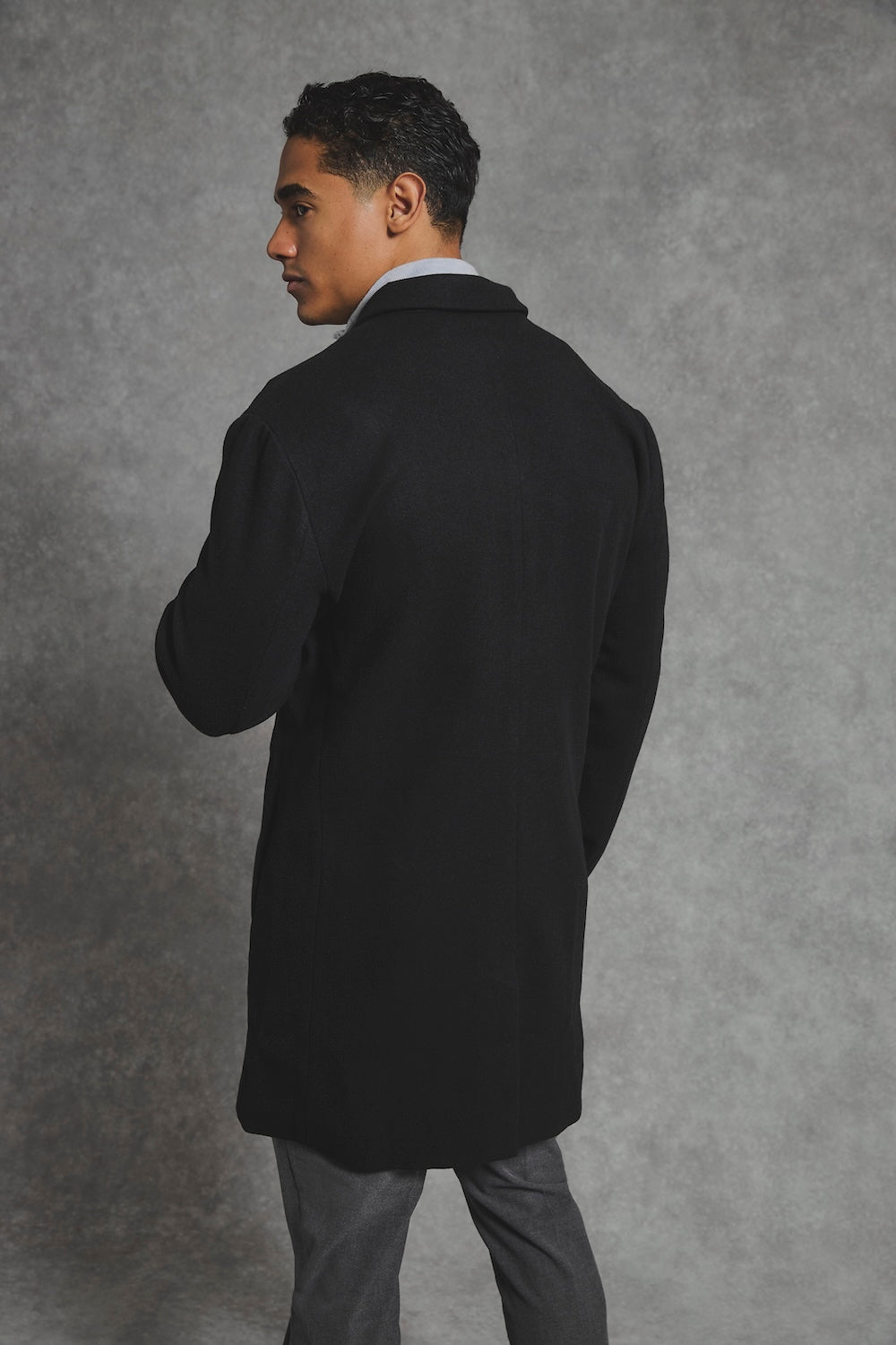 Single Breasted Overcoat in Black - TAILORED ATHLETE - USA