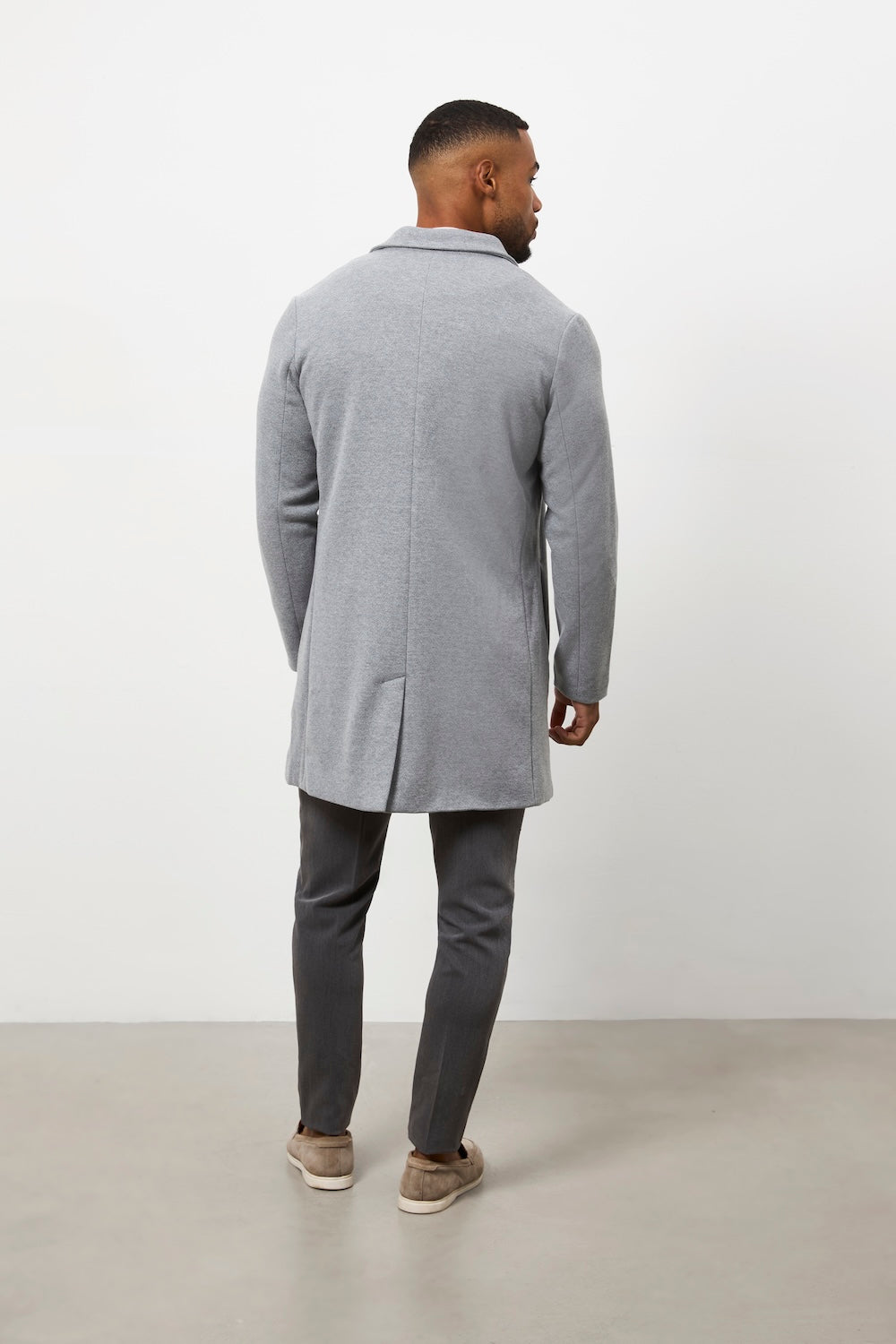 Single Breasted Herringbone Overcoat in Soft Grey - TAILORED ATHLETE - USA