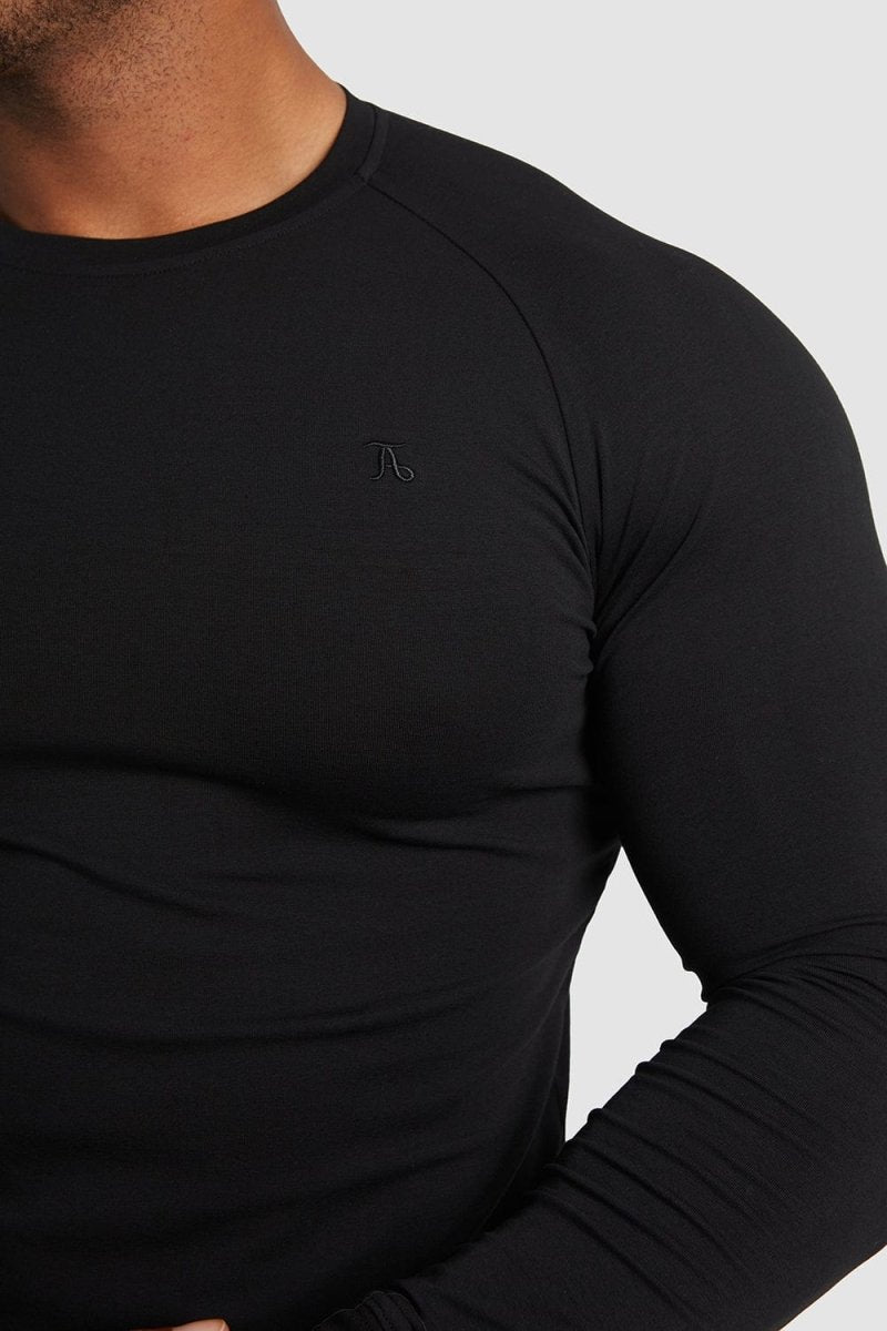 Athletic Fit T-Shirt in Black - TAILORED ATHLETE - USA