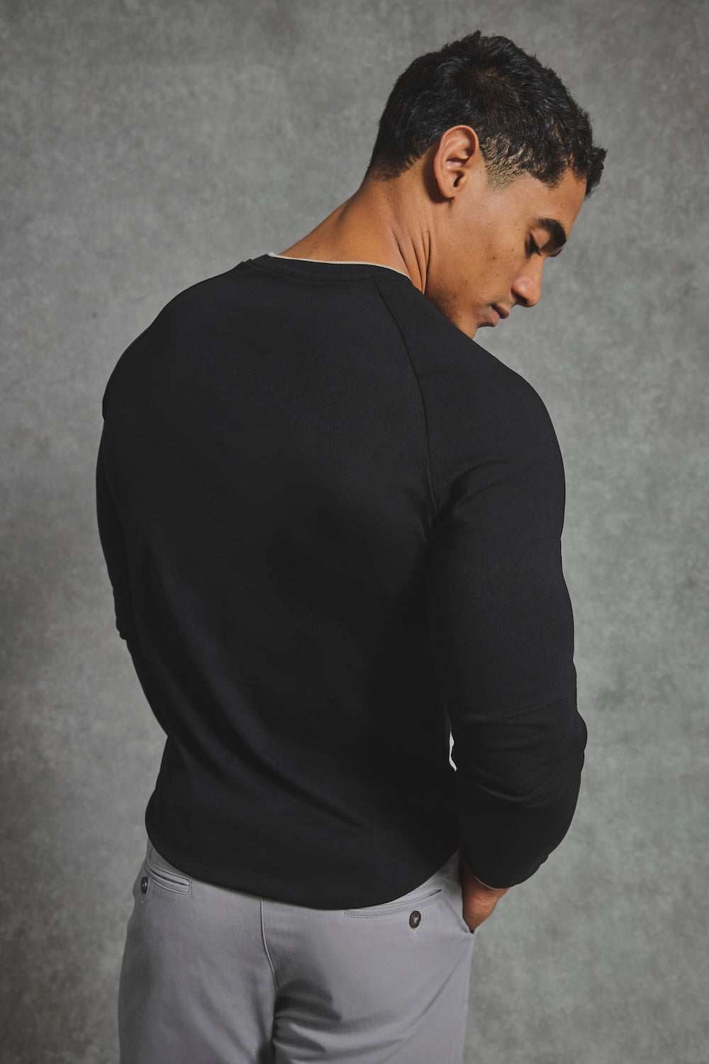 Tipped T-Shirt in Black - TAILORED ATHLETE - USA
