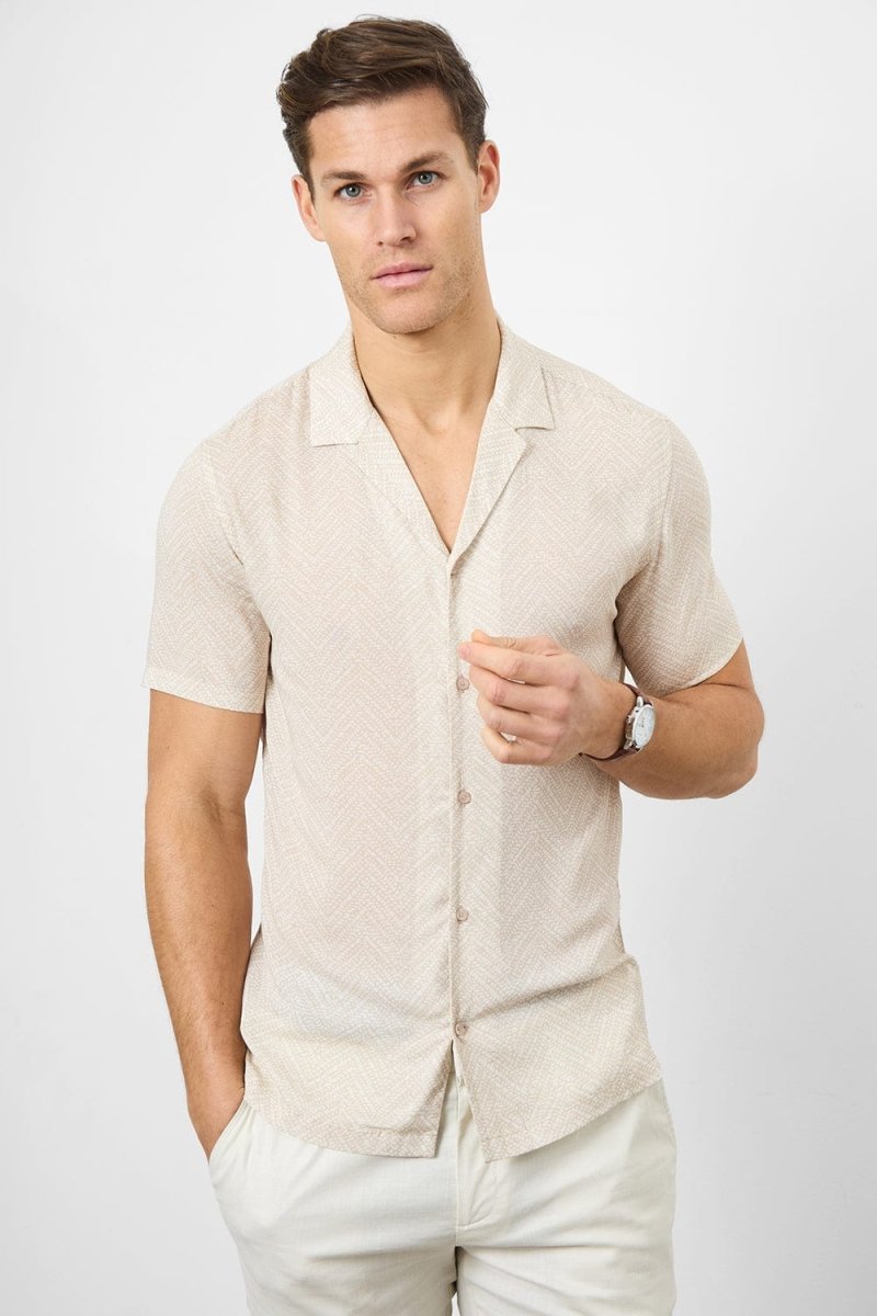 Printed Shirt in Neutral Chevron - TAILORED ATHLETE - USA