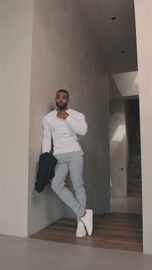 Athletic Fit Long Sleeve T-Shirt in Black